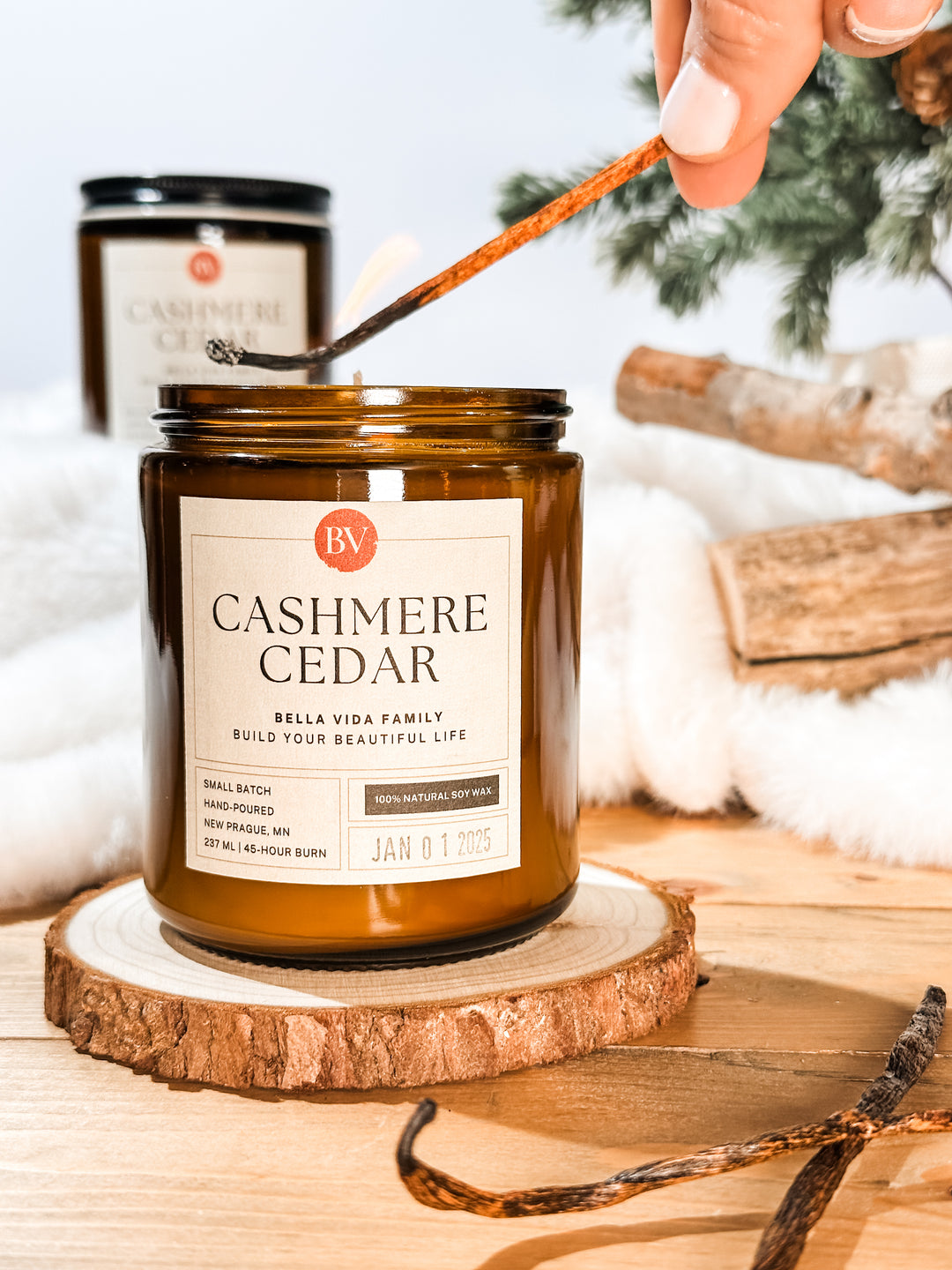 Cashmere Cedar 8oz Soy Candle